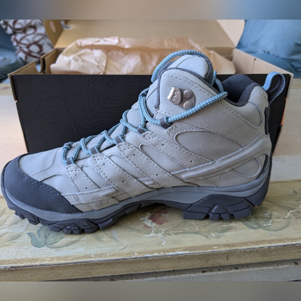Moab 2 prime mid waterproof; women's 8.5